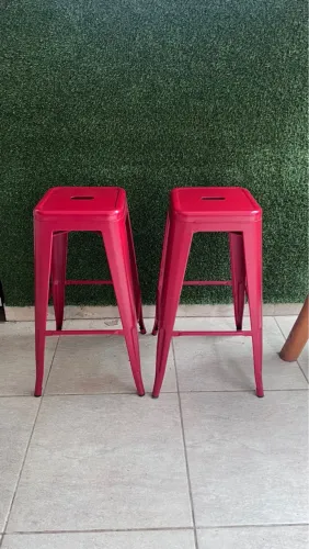 Bancos altos em Metal estilo industrial