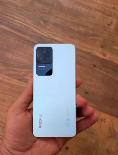 Poco F4