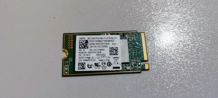 Vendo SSD 256 GB NVME m2, usado mais funcionando normal