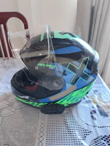 Capacete LS2 Rapid