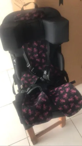 Cadeirinha assento para carro infantil