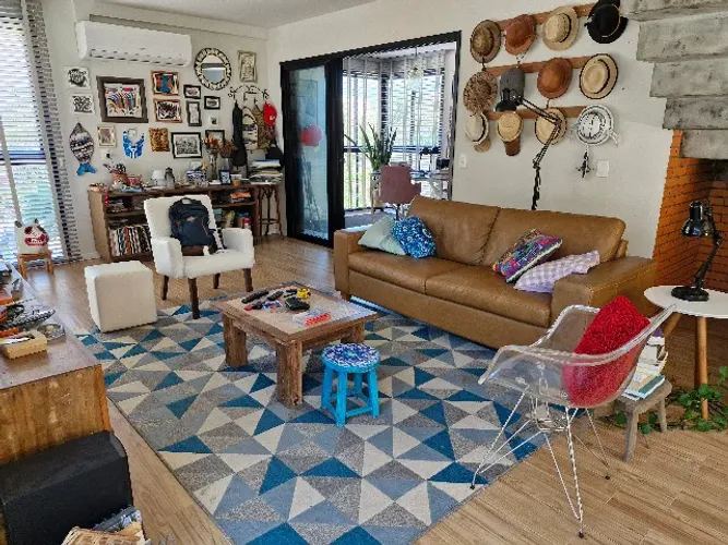 sofá de couro Royale, cor caramelo, 2.04 comprimento x 86 largura, um ano de uso