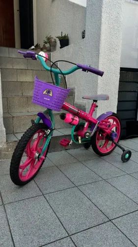 Bicicleta Caloi Barbie aro 16
