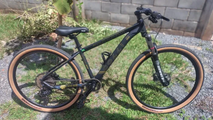 Bicicleta MTB Colli Moscow Aro 29 - 12 Velocidades - Quadro 15