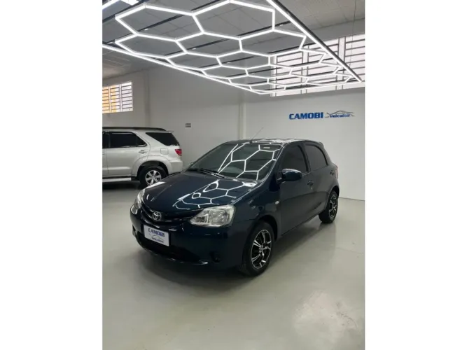 Toyota Etios X 1.3 Flex 16V 5P Mec. 2016