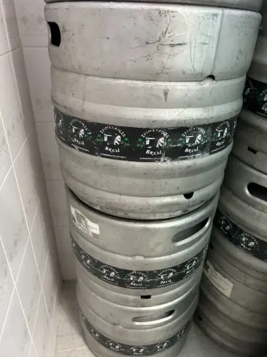 Barris de chope muito bons 30 litros, modelo Euro - R$390,00 cada
