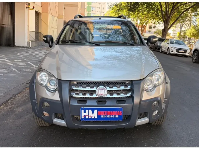 Fiat Strada Adventure1.8/ 1.8 Locker Flex CD 2012