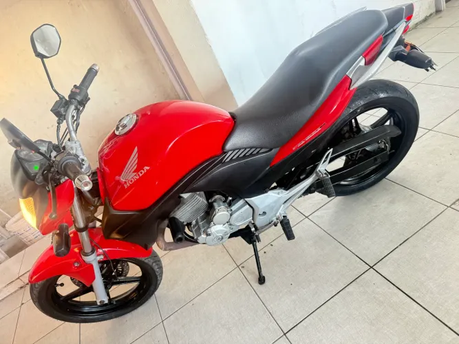 CB 300R 