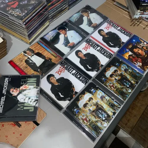 CDs Originais Michael Jackson (Off The Wall, Thriller, Bad, Dangerous)