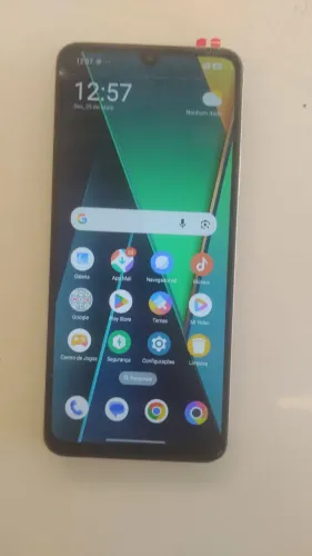 Poco c75 prata 256GB tela sem nenhum arranhão 600 avista 