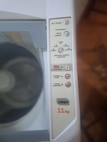 Máquina de Lavar Brastemp 11 kg - Ótimo Estado