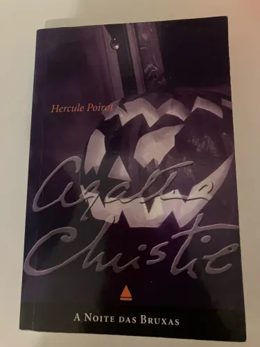 Livro Ágatha Chiste A NOITE DAS BRUXAS + brinde