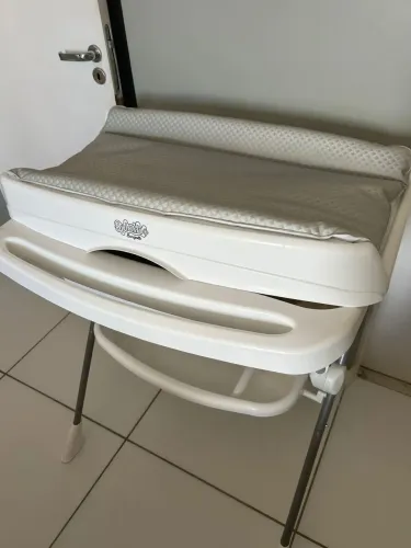Trocador e banheira