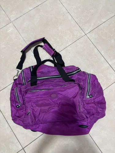 Mala Bagaggio roxa 