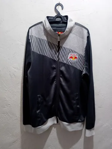 Blusa M do Red Bull cinza