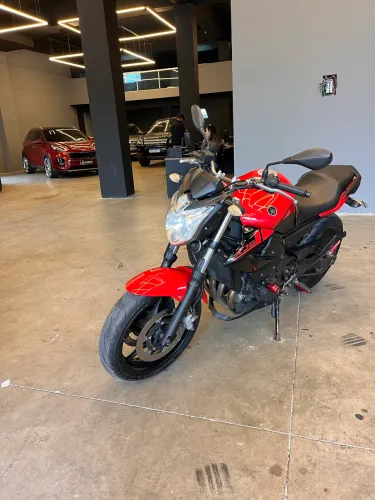 Yahama xj6