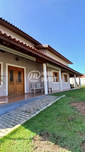 Linda casa térrea no condomínio Residencial Montes Claros, em Itupeva com 3 dormitórios e
