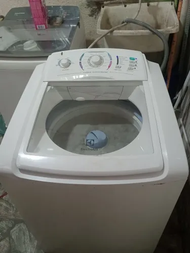 Máquina Electrolux 12 kilos ótimo estado 