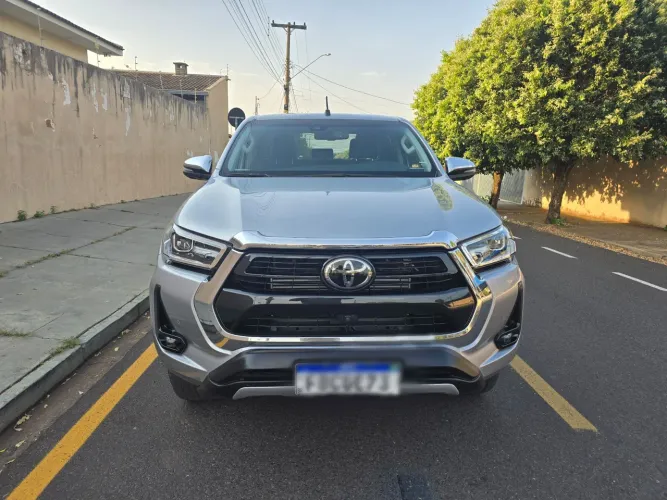 Toyota Hilux CD SRX 4X4 2.8 TDI 16V Diesel Aut. 2022