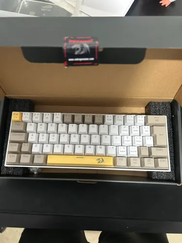 Teclado Redragon Lakshmi Switch Brown 
