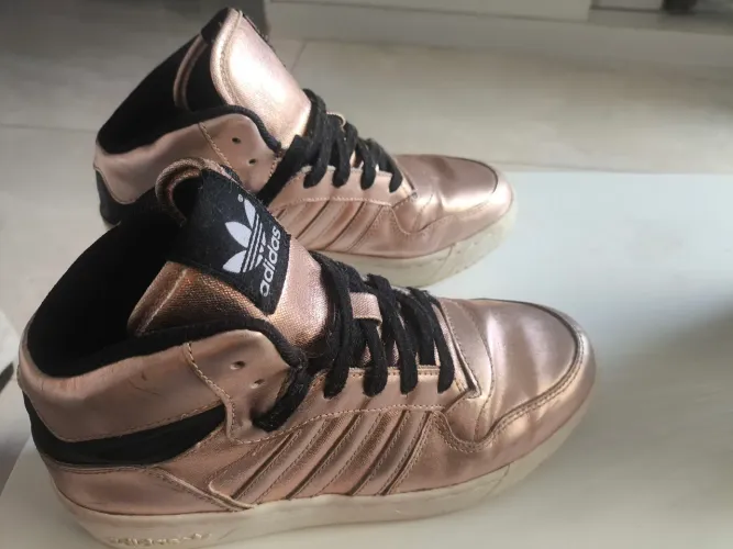TENIS ADIDAS ROSE GOLD