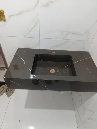 Lavabo esculpido em porcelanato