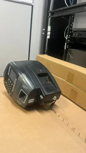 Vendo 2 Relógios de ponto Henry super fácil