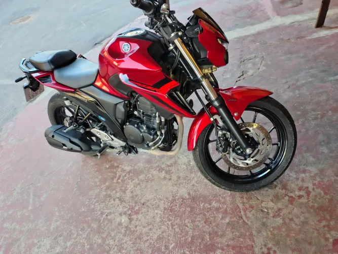 Fazer 250/ 2025