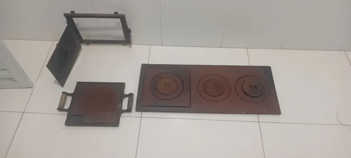 Vendo chapa de fogao ou troco por galinha caipira