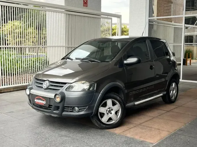 Volkswagen Crossfox 1.6 MI Total Flex 8V 5P 2009