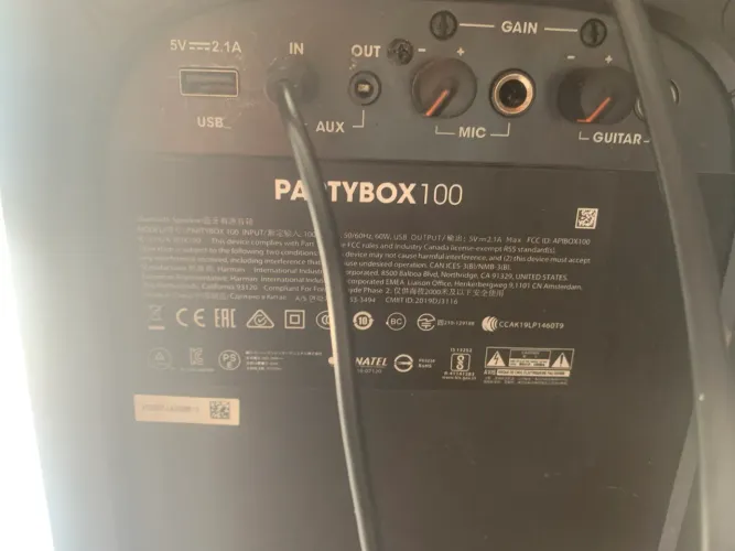 JBL PartyBox100