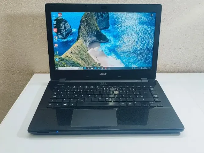 Notebook ACER i3, 4GB ram DDR3L, ssd 240GB. Ótimo desempenho. Super rápido. Bateria 5H TOP
