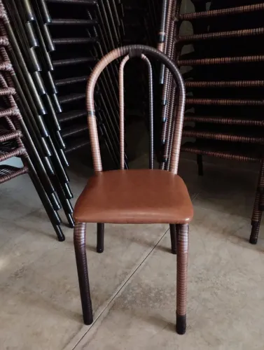 Cadeira de Jantar Almofadadas Novas - 149,99 unid 