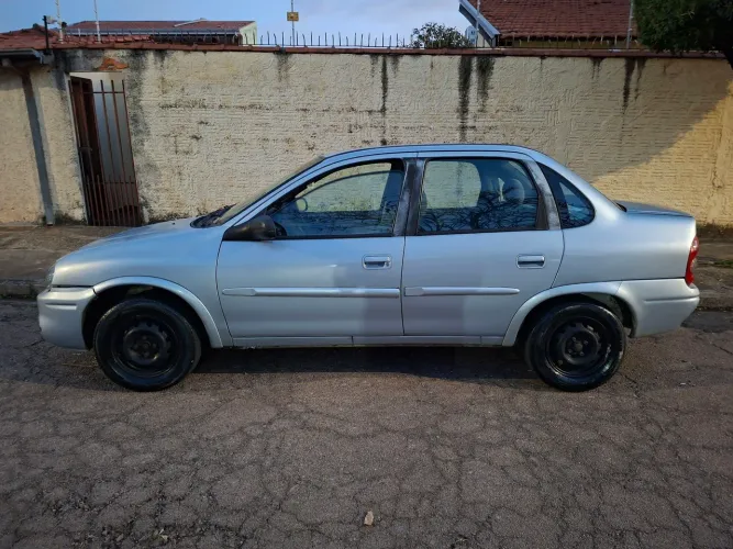 Chevrolet Classic Life/ls 1.0 VHC Flexp. 4P 2010