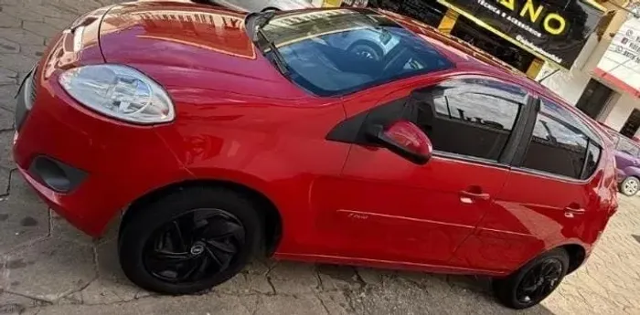 Fiat Palio Attractive 1.0 EVO Fire Flex 8V 5P 2014