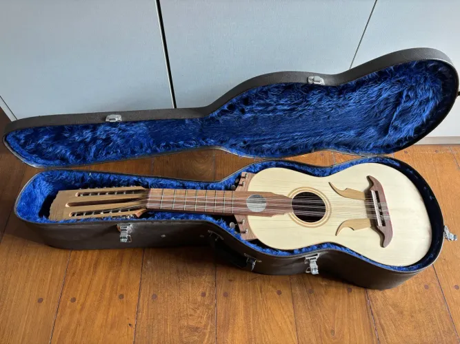 Guitarrón Chileno Hatra Luthería - 25 cordas - 2025 - feito artesanalmente no Chile