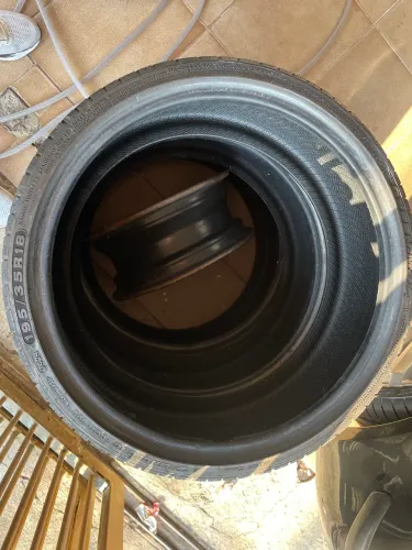 3 pneus 195/35/18r