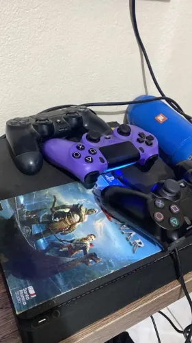 Playstation 4 slim