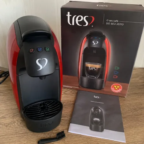 Cafeteira Expresso Luna Vermelha - 3 Corações 