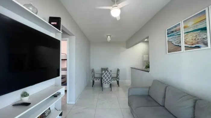 Apartamento Mobiliado à Venda em Mongaguá Jardim Praia Grande | 69m² | Vista Lateral para
