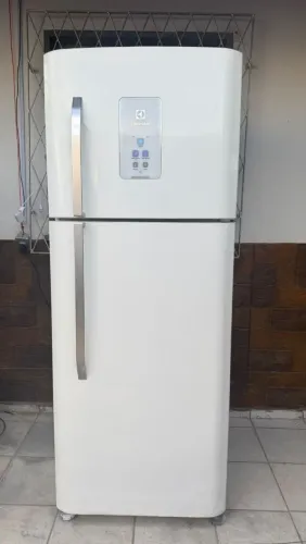 Geladeira Fros Free funcionando perfeitamente 450 litros 