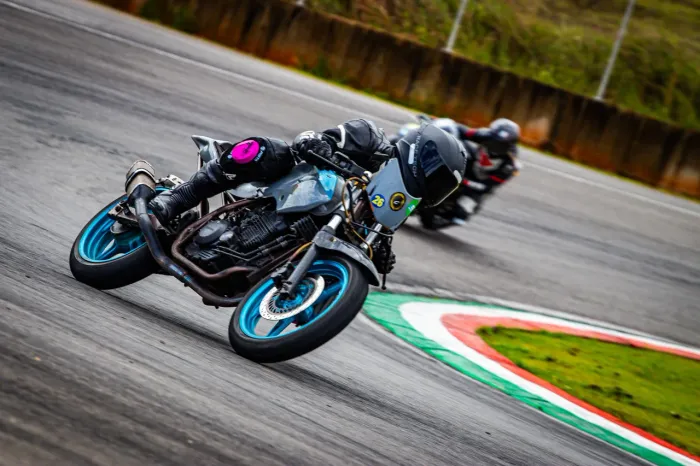 TWISTER DE PISTA/TRACK DAY