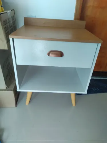 Mesa de cabeceira 2 por 100