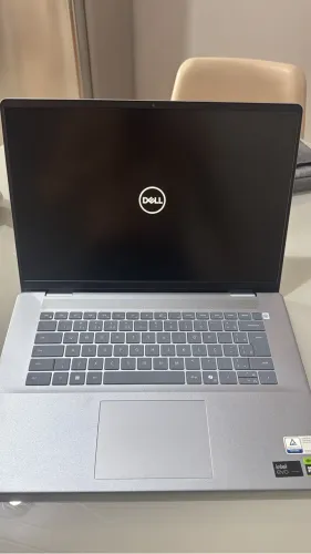 DELL INSPIRION PLUS 16- 32GB- 1tb SSD- 6GB vídeo