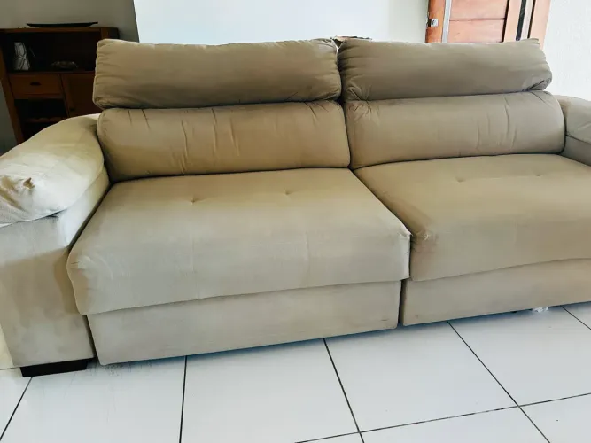 Sofá grande semi novo