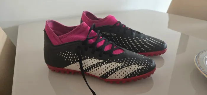 Chuteira Adidas Predator P4 2023 tam. 39