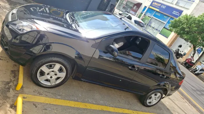 Ford Fiesta Sed. 1.6 8V Flex 4P 2009