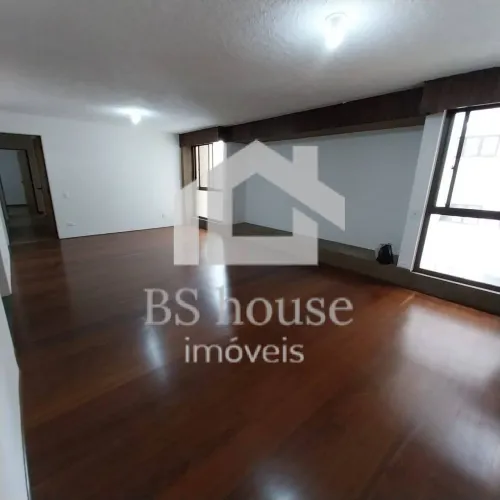 Apartamento amplo com 3 dormitórios e 1 vaga e lazer - Centro