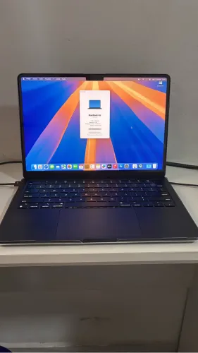 MacBook Air M2 
