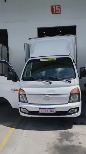 Oportunidade única pra hoje! Hyundai HR - Pronta para trabalhar e gerar renda.